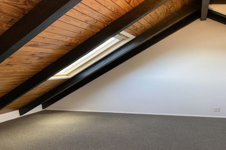 Photo of property in 18 Delshaw Avenue, Stanmore Bay, Whangaparaoa, 0932