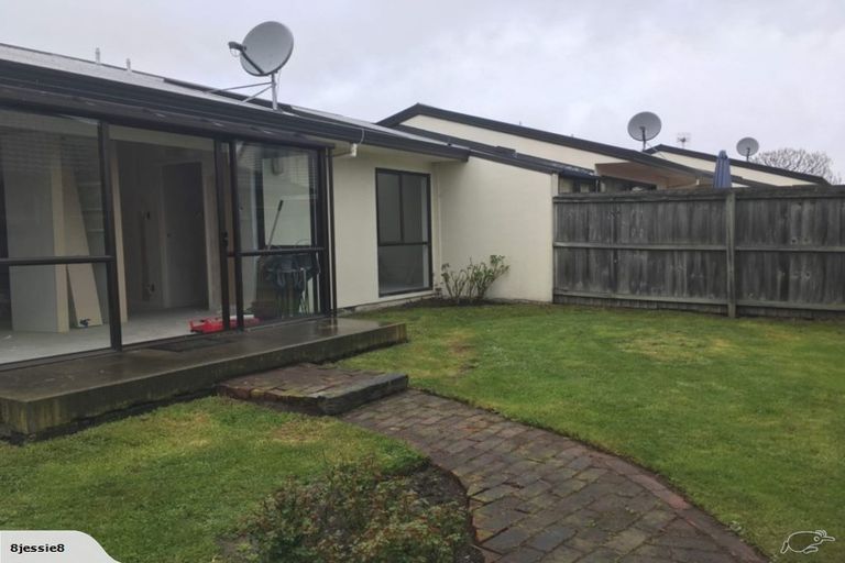 Photo of property in 33f Peverel Street, Riccarton, Christchurch, 8011