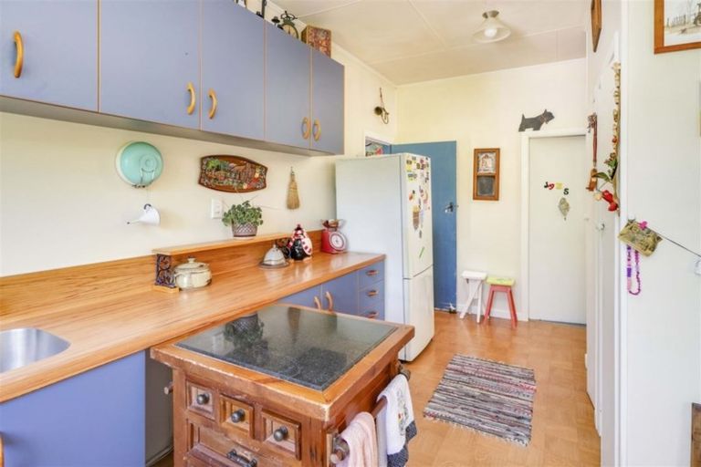 Photo of property in 2/92 Toi Toi Street, Toi Toi, Nelson, 7010