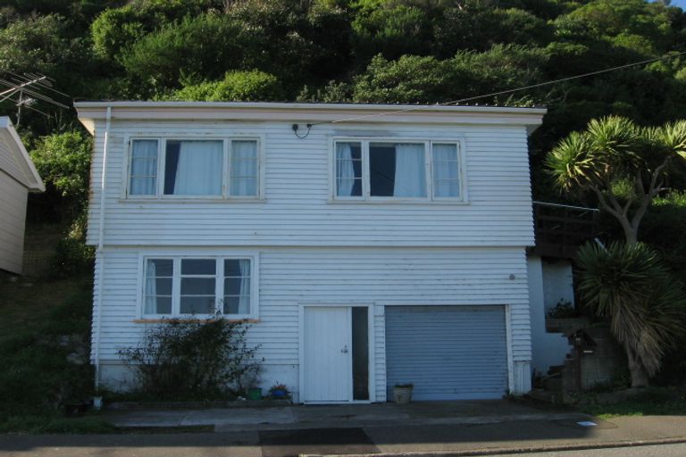 Photo of property in 77 Moana Road, Plimmerton, Porirua, 5026