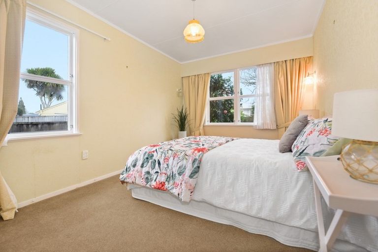 Photo of property in 11 Patricia Avenue, Hamilton East, Hamilton, 3216