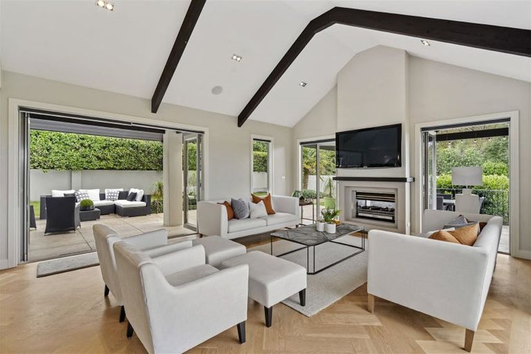 Photo of property in 13d Tarata Court, Redvale, Albany, 0792