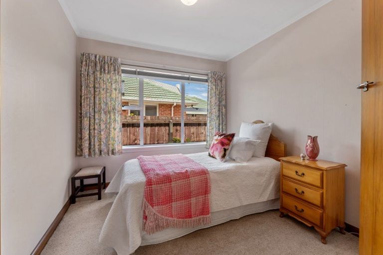 Photo of property in 8 Esperance Street, St Albans, Christchurch, 8052