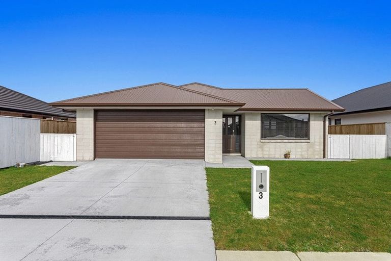 Photo of property in 3 Karearea Drive, Coastlands, Whakatane, 3120