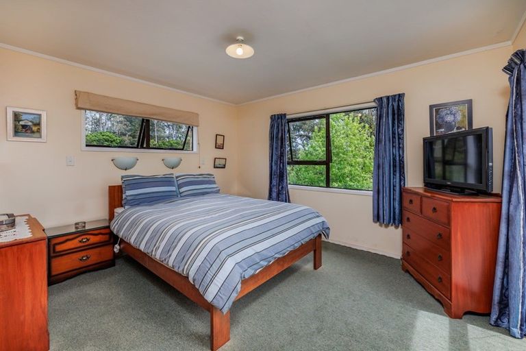 Photo of property in 12 Kerikeri Grove, Kerikeri, 0230
