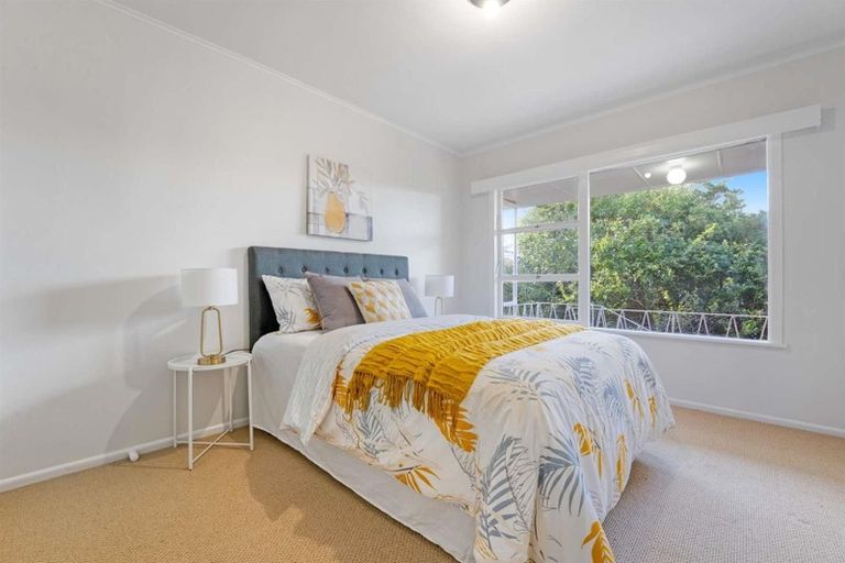 Photo of property in 1/22 Margaret Place, Milford, Auckland, 0620