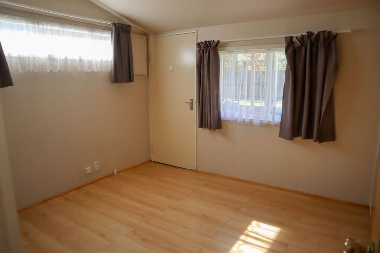 Photo of property in 67 Memorial Avenue, Ilam, Christchurch, 8053