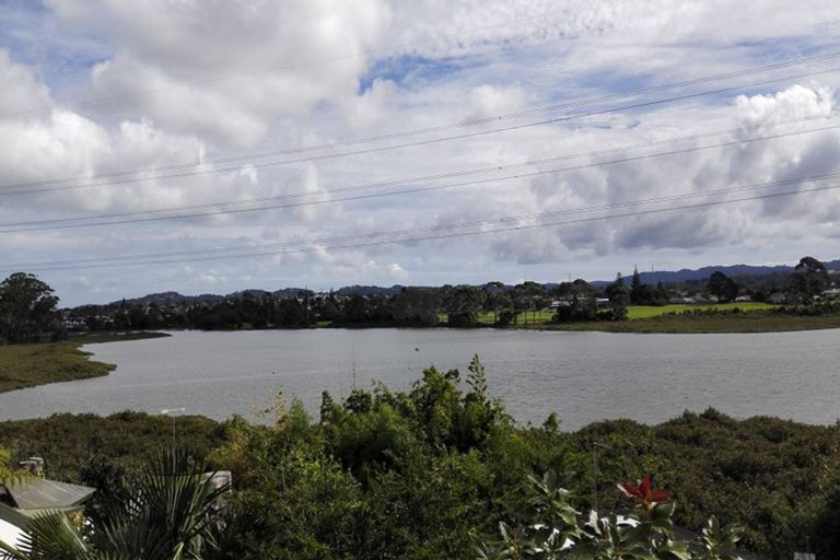 Photo of property in 20a Kenley Place, Avondale, Auckland, 1026