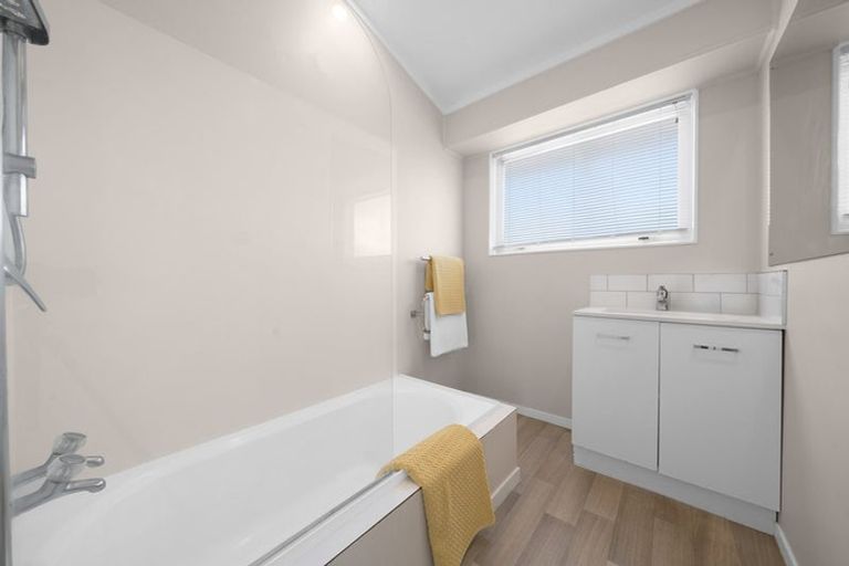 Photo of property in 127 Coxhead Road, Manurewa, Auckland, 2102