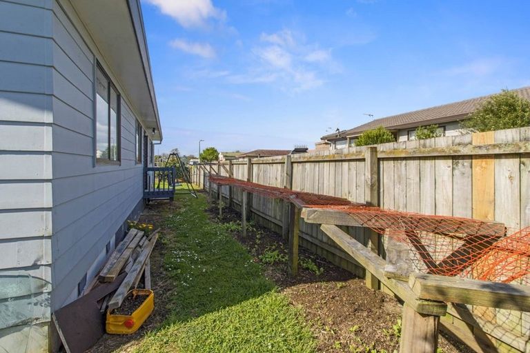 Photo of property in 1/18 Norrie Smith Avenue, Flat Bush, Auckland, 2023