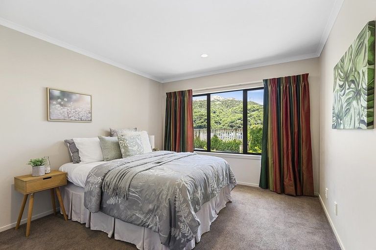 Photo of property in 16a Eastcott Grove, Churton Park, Wellington, 6037