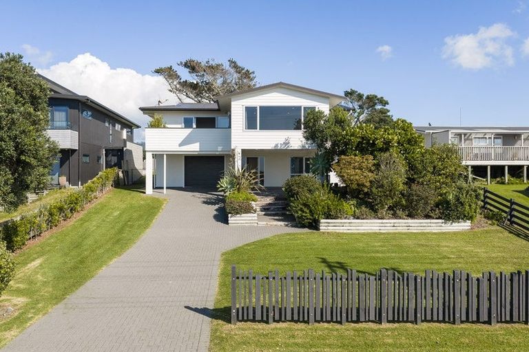 Photo of property in 148 Seaforth Road, Waihi Beach, 3611