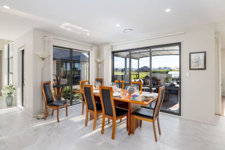 Photo of property in 18 Mara-kai Place, Pegasus, 7612