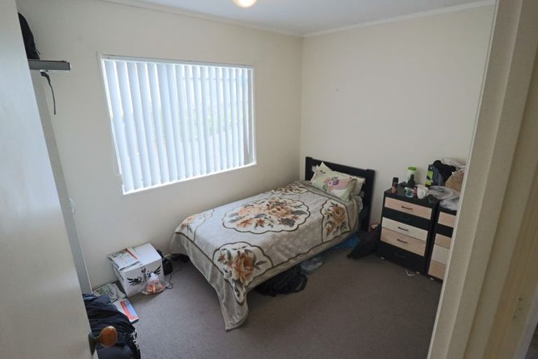 Photo of property in 1/39 Bayview Road, Bayview, Auckland, 0629