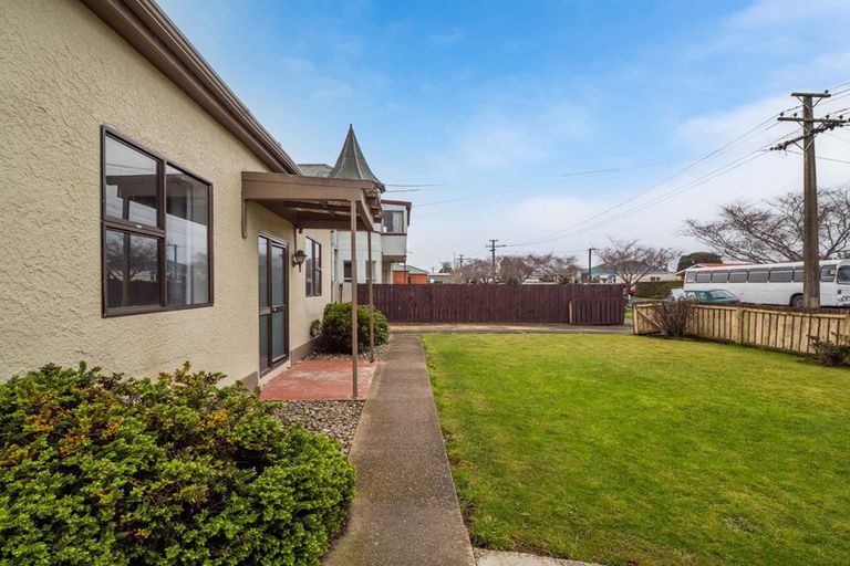 Photo of property in 22 Queen Street, Mosgiel, 9024