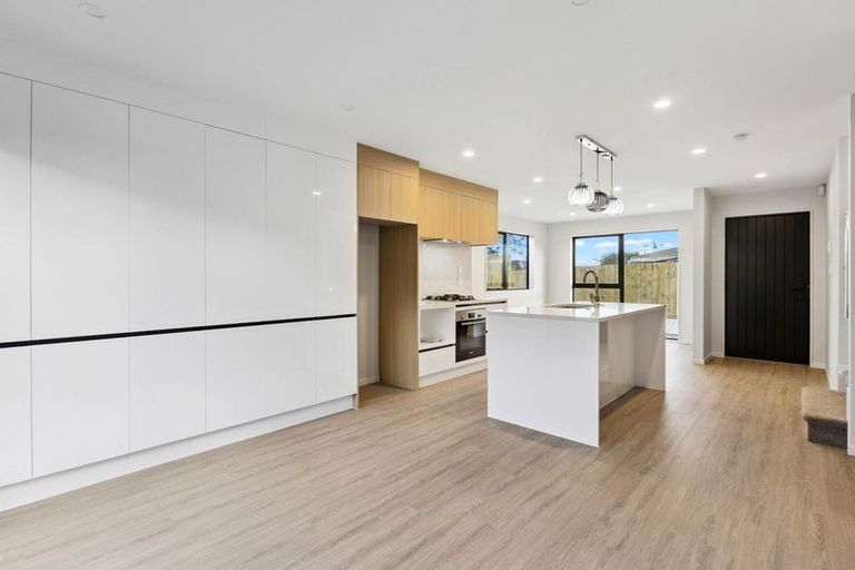 Photo of property in 49b Puriri Road, Manurewa, Auckland, 2102