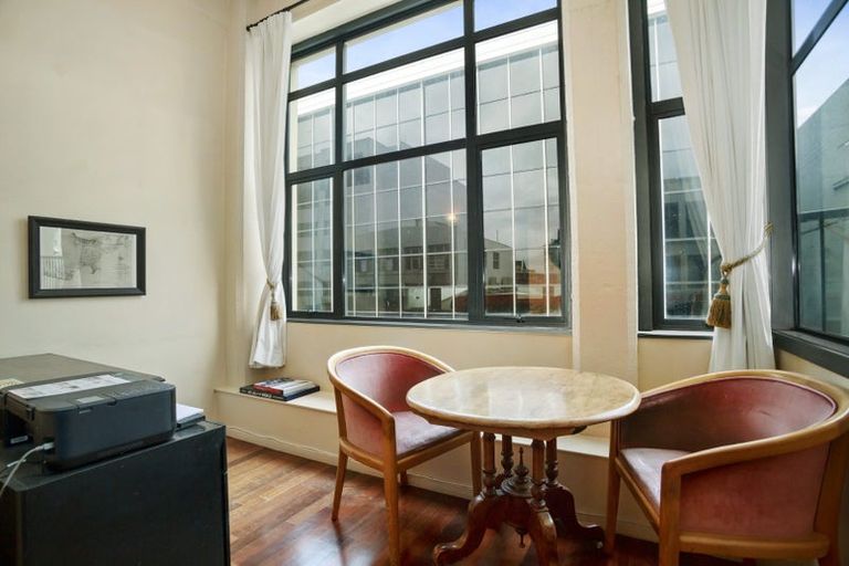 Photo of property in York Apartments Or Wright Apart, 9c College Street, Te Aro, Wellington, 6011