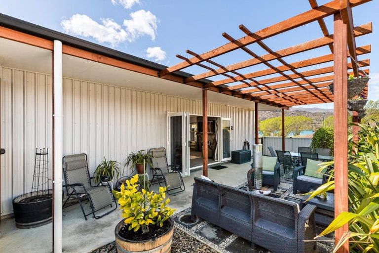 Photo of property in 61 Missy Crescent, Mount Pisa, Cromwell, 9383