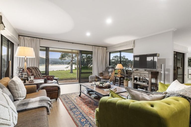 Photo of property in 9a Brodie Lane, Pauanui, Hikuai, 3579