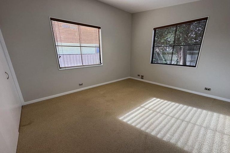 Photo of property in 8 Pitoitoi Street, Otaihanga, Paraparaumu, 5036