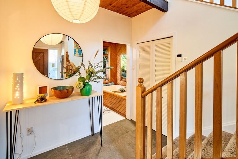 Photo of property in 33 Kairimu Street, Stokes Valley, Lower Hutt, 5019