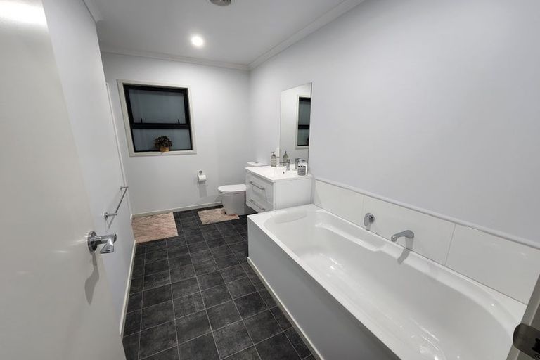 Photo of property in 39 Haroto Street, Manukau, Auckland, 2104