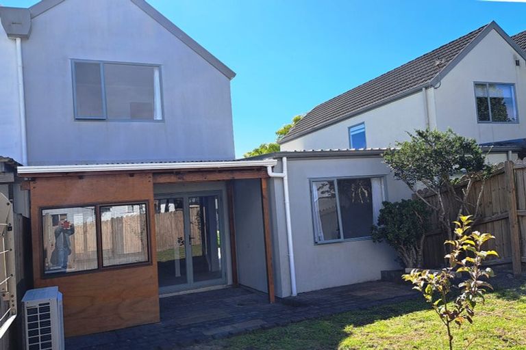 Photo of property in 53 Kona Crescent, Henderson, Auckland, 0610