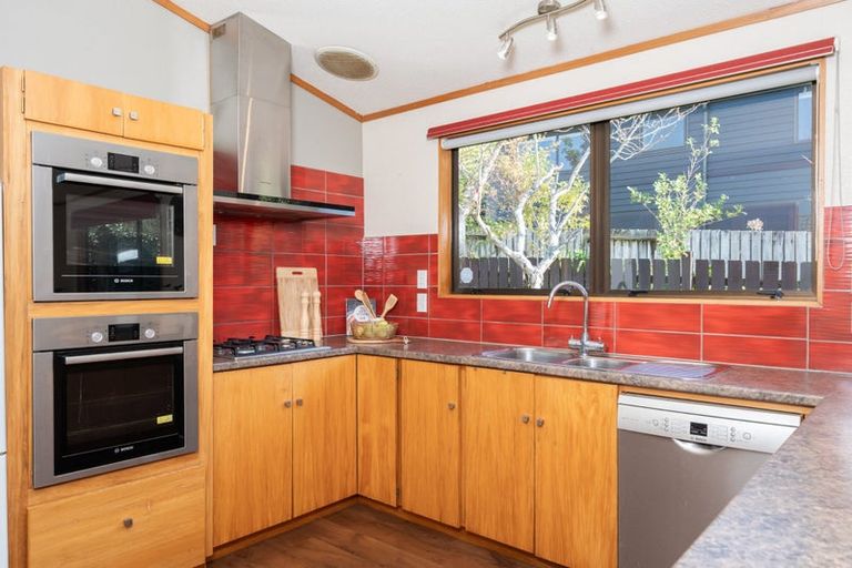 Photo of property in 11 Duval Grove, Tawa, Wellington, 5028