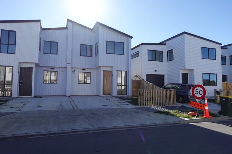 Photo of property in 5 Tumu Road, Papakura, 2110