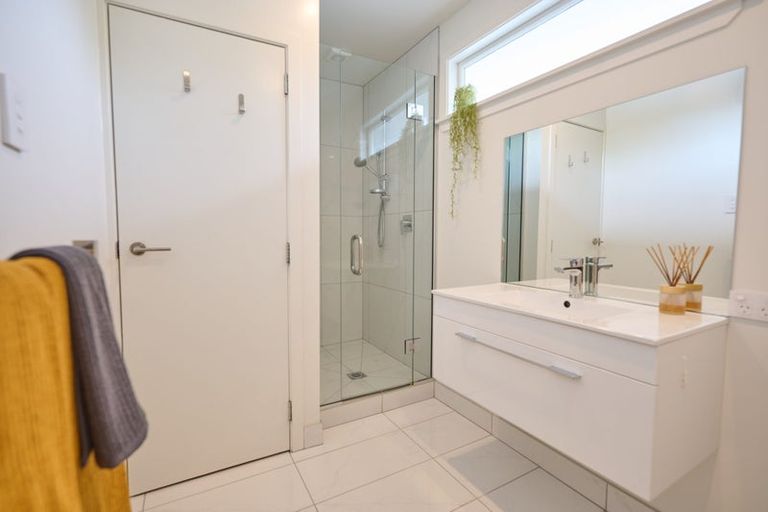 Photo of property in 2/484 Ilam Road, Bryndwr, Christchurch, 8052