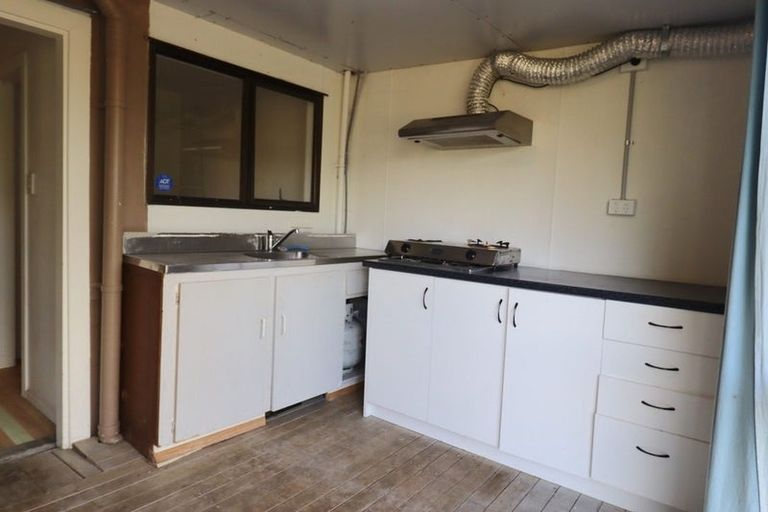 Photo of property in 36 Ennis Avenue, Pakuranga Heights, Auckland, 2010