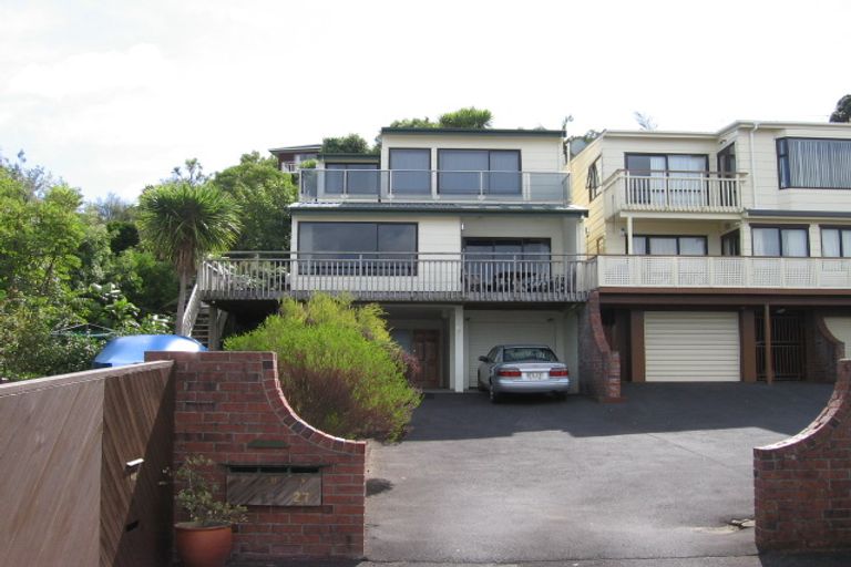 Photo of property in 1/27 Manly Esplanade, Browns Bay, Auckland, 0630
