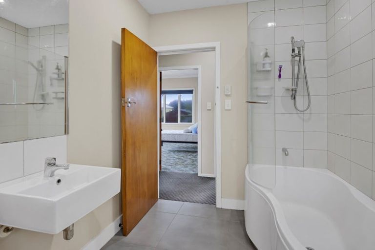 Photo of property in 43 Fox Street, Opunake, 4616