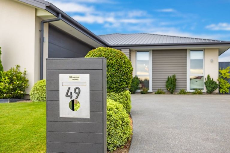 Photo of property in 49 Westpark Boulevard, Rangiora, 7400