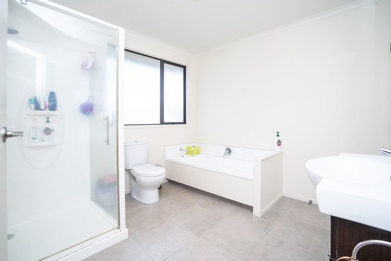 Photo of property in 2a Northpoint Way, Bell Block, New Plymouth, 4312