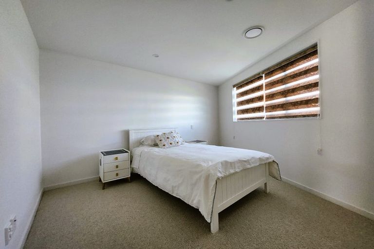 Photo of property in 10 Satchell Way, Kaiwharawhara, Wellington, 6035
