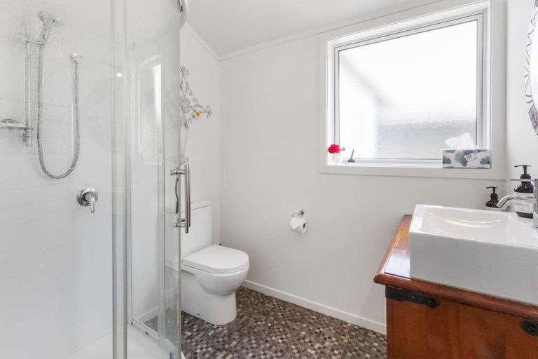 Photo of property in 288 Bellville Drive, Coromandel, 3506