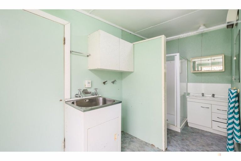 Photo of property in 124 Maytown Road, Waimate, 7978