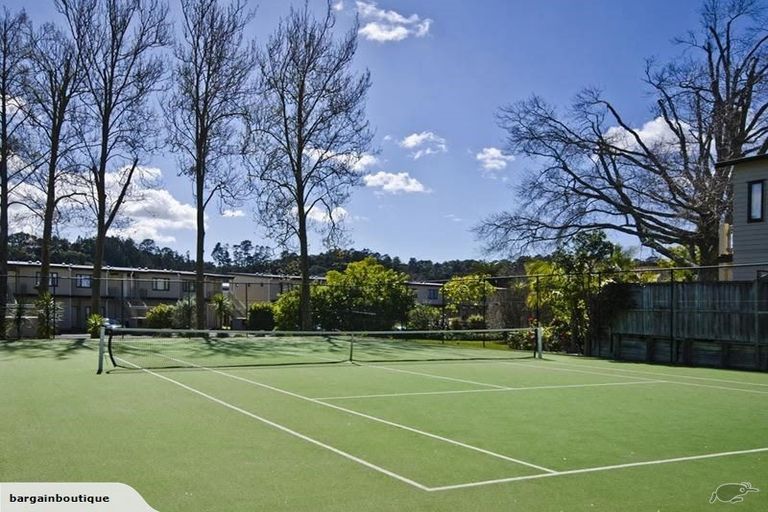 Photo of property in The Grange, 92/92 Bush Road, Albany, Auckland, 0632