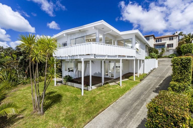 Photo of property in 29 Whitby Crescent, Mairangi Bay, Auckland, 0630