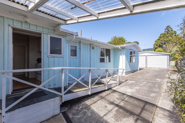 Photo of property in 24 Makarini Street, Paraparaumu, 5032