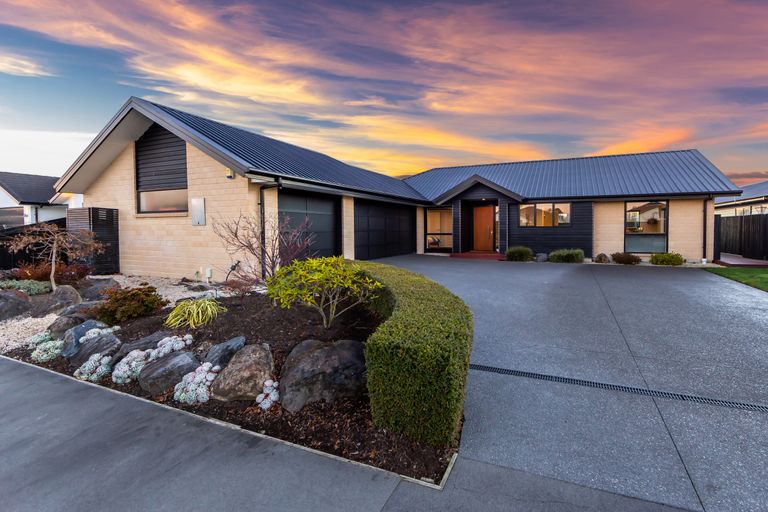 Photo of property in 89 Metehau Street, Marshland, Christchurch, 8083