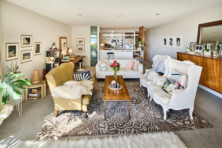 Photo of property in Piermont Apartments, 4e/82 Cable Street, Te Aro, Wellington, 6011