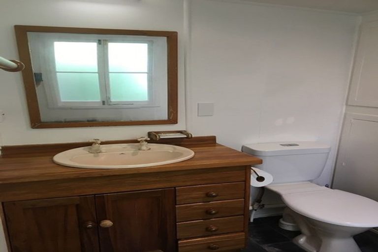 Photo of property in 41a Moana Road, Plimmerton, Porirua, 5026