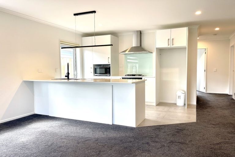 Photo of property in 9 Kutukutu Street, Takanini, 2112