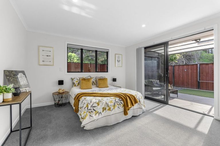 Photo of property in 18 Nukuroa Close, Waitara, 4320