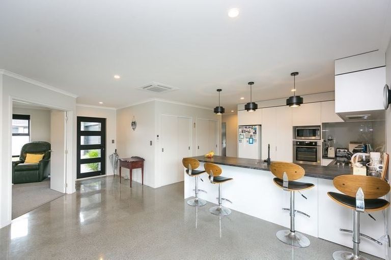 Photo of property in 7 Waitaha Place, Bell Block, New Plymouth, 4312