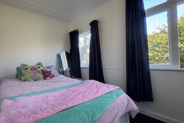 Photo of property in 27-29 Guys Hill Road, Hospital Hill, Napier, 4110