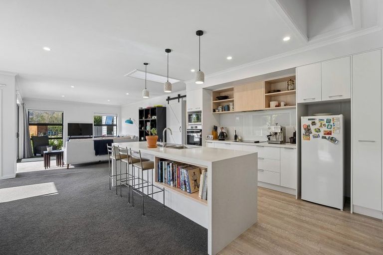 Photo of property in 54 Stratford Drive, Mount Pisa, Cromwell, 9383