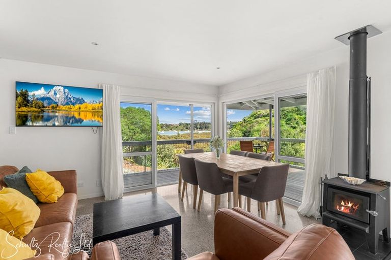 Photo of property in 1122 Whakapirau Road, Whakapirau, Maungaturoto, 0583